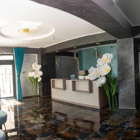 Ruxo Hotel